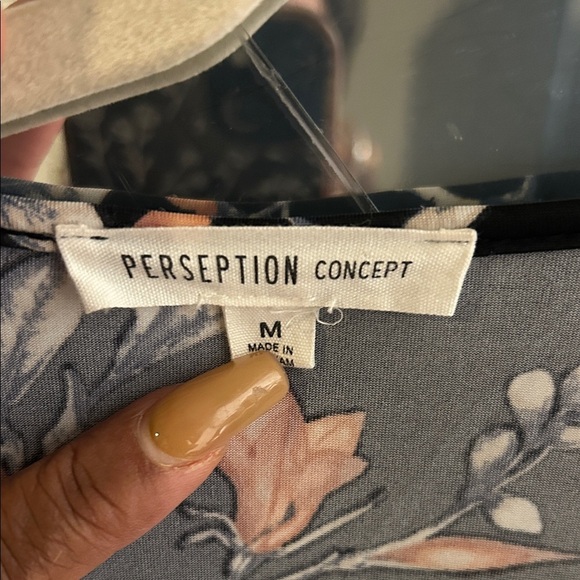 PerSeption Concept Black and Cream Floral Blouse - Picture 2 of 6